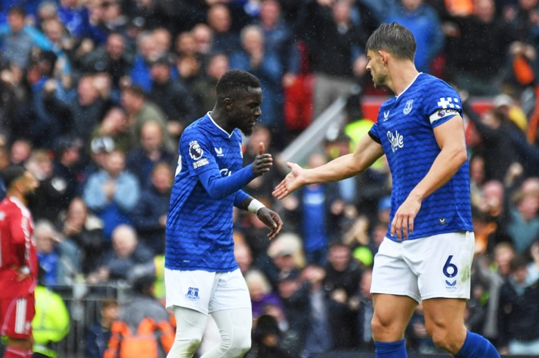 Liverpool nhọc nhằn vượt qua Everton trong trận derby Merseyside- Ảnh 2.