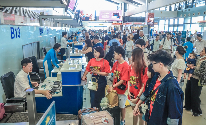 9 th&aacute;ng, h&agrave;ng kh&ocirc;ng Việt vận chuyển hơn 64 triệu h&agrave;nh kh&aacute;ch- Ảnh 1.