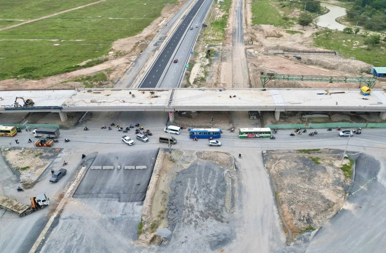 Đồng Nai tăng tốc thi c&ocirc;ng dự &aacute;n th&agrave;nh phần 3 V&agrave;nh đai 3, kiến nghị gỡ vướng kết nối- Ảnh 1.