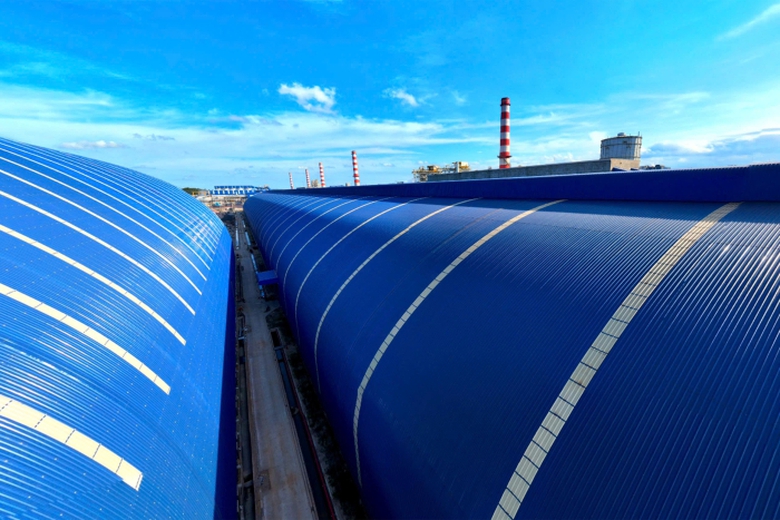 T&ocirc;n H&ograve;a Ph&aacute;t: Chống ăn m&ograve;n, bền m&agrave;u trước kh&iacute; hậu biển- Ảnh 2.