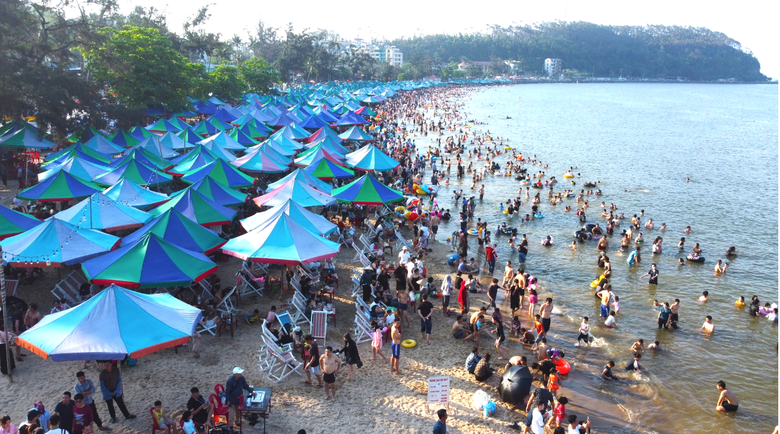 Hơn 300 đại biểu tiêu biểu dự Đại hội thi đua yêu nước Bộ Văn hóa, Thể thao và Du lịch- Ảnh 3. Hơn 300 đại biểu tiêu biểu dự Đại hội thi đua yêu nước Bộ Văn hóa, Thể thao và Du lịch- Ảnh 3.