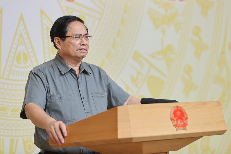 Thủ tướng: Tăng nguồn cung, giảm chi ph&iacute;, đưa gi&aacute; bất động sản về mức ph&ugrave; hợp- Ảnh 1.