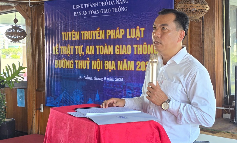 Nhắc lại bài học chìm tàu, siết ATGT đường thủy nội địa ở Đà Nẵng- Ảnh 1. Nhắc lại bài học chìm tàu, siết ATGT đường thủy nội địa ở Đà Nẵng- Ảnh 1.