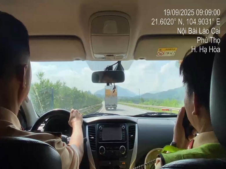 Ngăn chặn hiểm họa tai nạn giao th&ocirc;ng tr&ecirc;n cao tốc Nội B&agrave;i - L&agrave;o Cai- Ảnh 1.