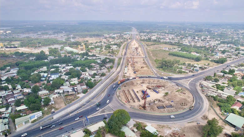 Dứt điểm giải ph&oacute;ng mặt bằng c&aacute;c tuyến kết nối s&acirc;n bay Long Th&agrave;nh để khai th&aacute;c đồng bộ- Ảnh 1.