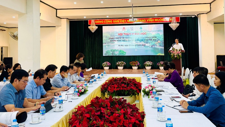 H&agrave; Nội b&agrave;n giải ph&aacute;p chiến lược cho hệ thống c&acirc;y xanh, c&ocirc;ng vi&ecirc;n, vườn hoa- Ảnh 1.