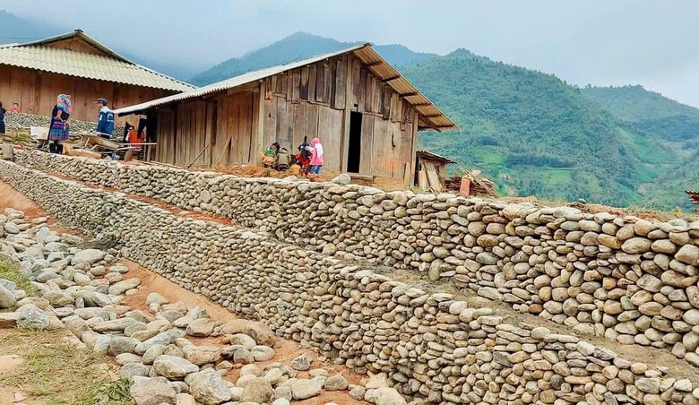 Ngọc Chiến &ldquo;miền cổ t&iacute;ch đại ng&agrave;n T&acirc;y Bắc&rdquo; c&aacute;n đ&iacute;ch n&ocirc;ng th&ocirc;n mới- Ảnh 1.