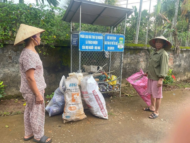 Phụ nữ Thủ đ&ocirc; lan tỏa s&aacute;ng kiến hay, l&agrave;m đẹp đời sống từ cơ sở- Ảnh 10.