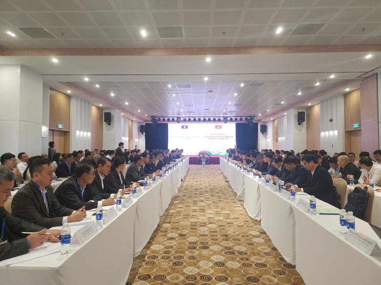 Hội nghị thường ni&ecirc;n Việt Nam - L&agrave;o 2025: Th&uacute;c đẩy vận tải xuy&ecirc;n bi&ecirc;n giới- Ảnh 1.