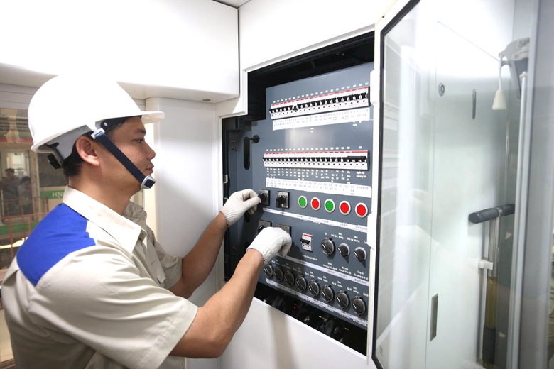 V&igrave; sao kh&ocirc;ng c&ograve;n quy định kiểm tra bất thường phương tiện đường sắt?- Ảnh 2.