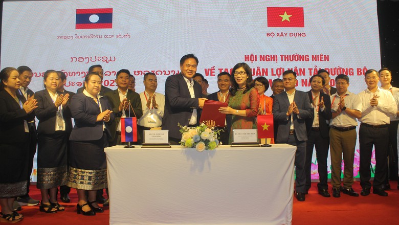 Hội nghị thường ni&ecirc;n Việt Nam - L&agrave;o 2025: Th&uacute;c đẩy vận tải xuy&ecirc;n bi&ecirc;n giới- Ảnh 4.