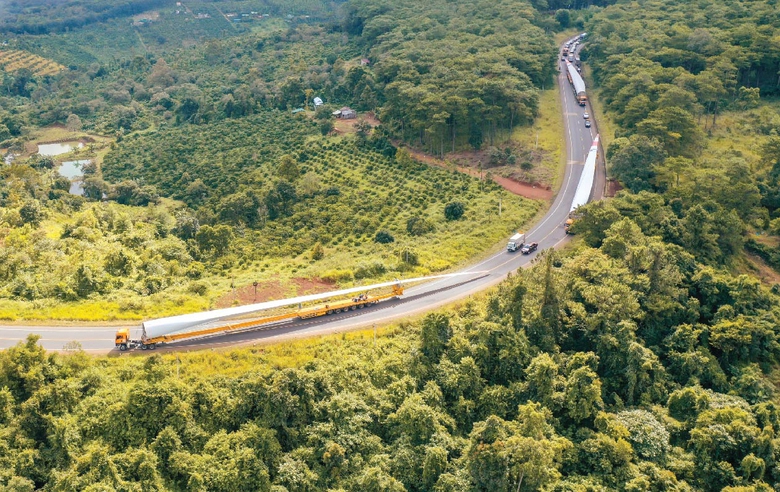 Doanh nghiệp vận tải h&agrave;ng si&ecirc;u trường, si&ecirc;u trọng hưởng lợi nhờ th&ocirc;ng tư mới- Ảnh 3.