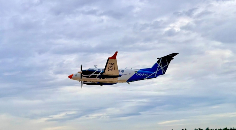 Chuyến bay hiệu chuẩn đầu ti&ecirc;n tiếp cận đường băng s&acirc;n bay Long Th&agrave;nh- Ảnh 1.