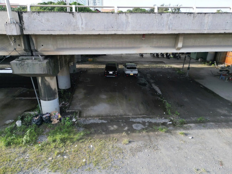 Sở X&acirc;y dựng TP.HCM đề xuất được sử dụng gầm cầu l&agrave;m b&atilde;i xe, s&acirc;n thể thao- Ảnh 3.