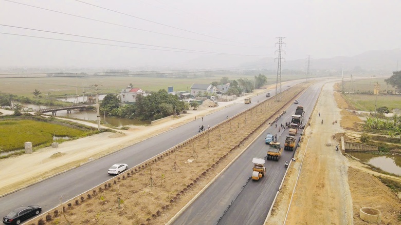 Sửa đổi Luật X&acirc;y dựng: Th&aacute;o gỡ bất b&igrave;nh đẳng, ngăn chặn rủi ro cho nh&agrave; thầu- Ảnh 2.