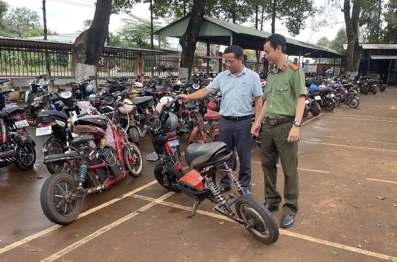 Đồng Nai đồng loạt kiểm tra, xử lý cơ sở độ chế xe máy, siết chặt an toàn giao thông- Ảnh 2. Đồng Nai đồng loạt kiểm tra, xử lý cơ sở độ chế xe máy, siết chặt an toàn giao thông- Ảnh 2.