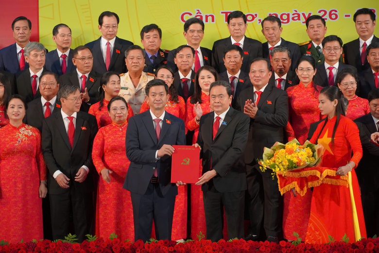 &Ocirc;ng L&ecirc; Quang T&ugrave;ng l&agrave;m B&iacute; thư Th&agrave;nh ủy Cần Thơ- Ảnh 1.