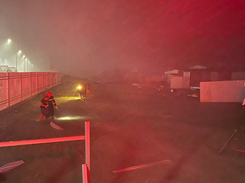 Bão số 10: Nhiều ngôi nhà đổ sập, đã có thiệt hại về người- Ảnh 24. Bão số 10: Nhiều ngôi nhà đổ sập, đã có thiệt hại về người- Ảnh 24.