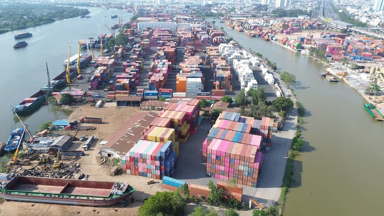 Mốc 150 ngày thuế Mỹ: Doanh nghiệp Việt tìm cách thích ứng và tái cấu trúc- Ảnh 2. Mốc 150 ngày thuế Mỹ: Doanh nghiệp Việt tìm cách thích ứng và tái cấu trúc- Ảnh 2.