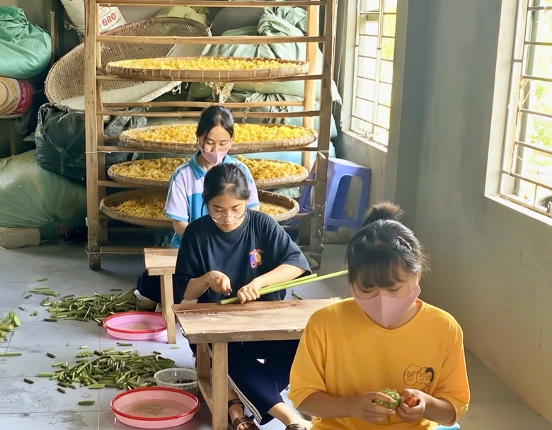 L&agrave;ng nghề truyền thống H&agrave; Nội g&oacute;p sức ph&aacute;t triển n&ocirc;ng th&ocirc;n mới- Ảnh 2.