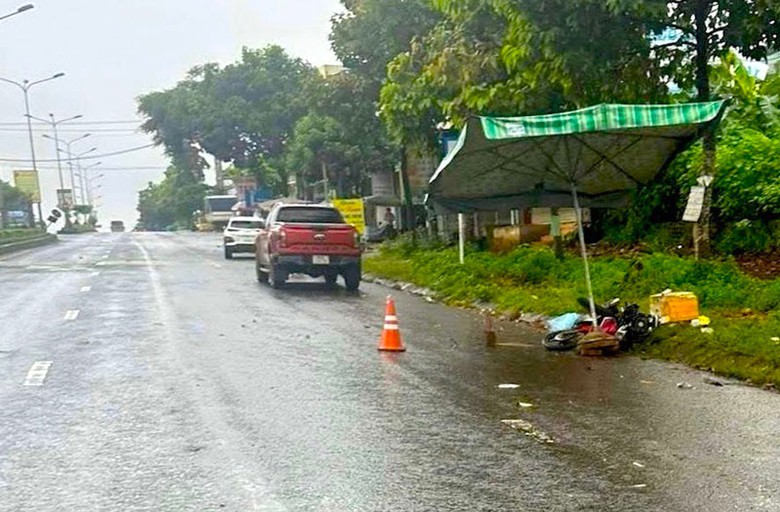 Hiện trường vụ tai nạn - Ảnh: Tiền L&ecirc;.