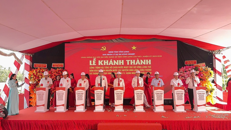 Vĩnh Long kh&aacute;nh th&agrave;nh c&ocirc;ng tr&igrave;nh hạ tầng hồ chứa nước ngọt lớn nhất ĐBSCL- Ảnh 1.