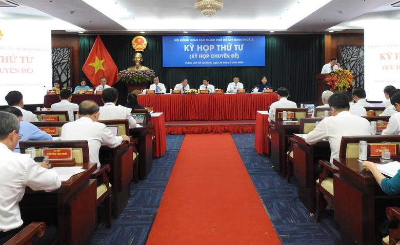 Kỳ họp thứ 4 HĐND TP.HCM: Xem x&eacute;t, th&ocirc;ng qua 41 nghị quyết quan trọng- Ảnh 2.