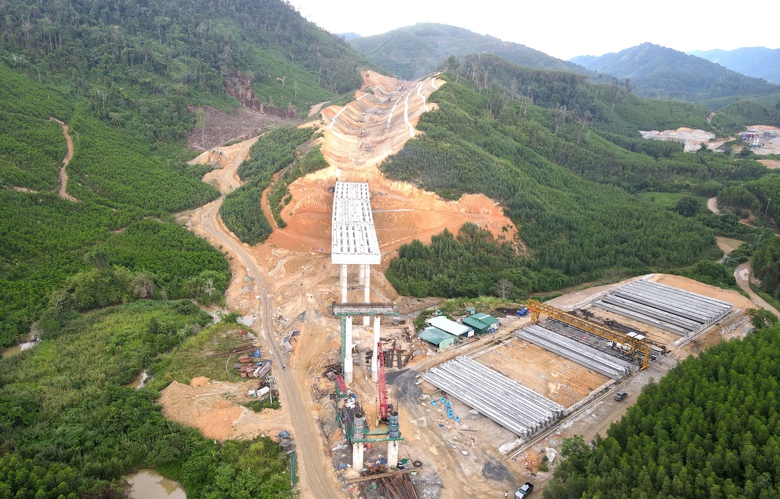 Những nhịp cầu đầu ti&ecirc;n nối mạch cao tốc Kh&aacute;nh H&ograve;a - Bu&ocirc;n Ma Thuột- Ảnh 10.