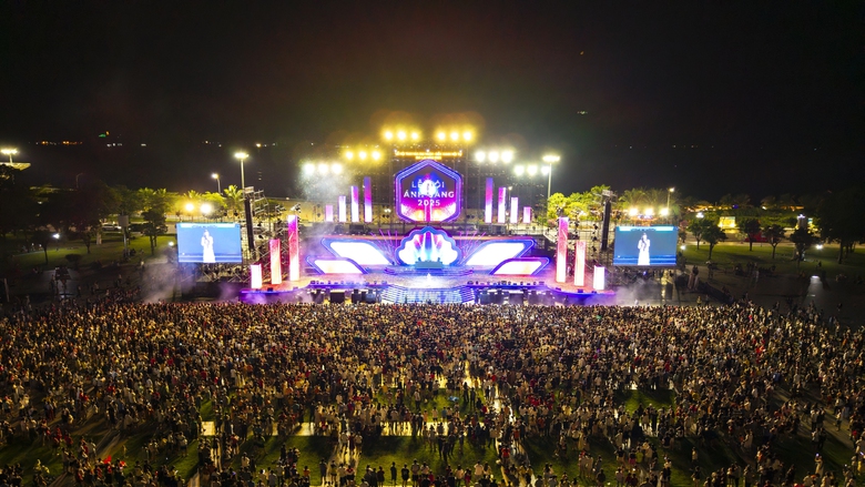 Du lịch bứt ph&aacute;, giao th&ocirc;ng an to&agrave;n trong dịp lễ Quốc kh&aacute;nh 2/9- Ảnh 1.