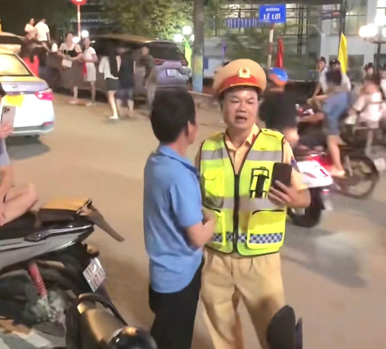 "Quậy" chốt CSGT đ&ecirc;m 2/9, người đ&agrave;n &ocirc;ng Cao Bằng lộ vi phạm nồng độ cồn mức khủng- Ảnh 1.