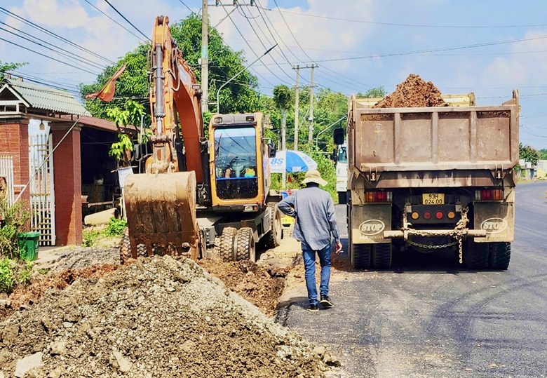 Đồng Nai đẩy nhanh thi công đường tỉnh 753, diện mạo tuyến kết nối dần hình thành- Ảnh 2. Đồng Nai đẩy nhanh thi công đường tỉnh 753, diện mạo tuyến kết nối dần hình thành- Ảnh 2.