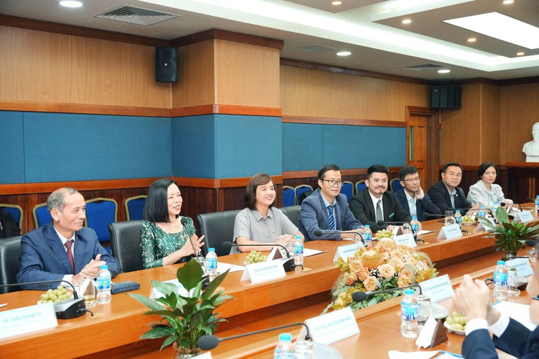 Long Ch&acirc;u hợp t&aacute;c chiến lược to&agrave;n diện c&ugrave;ng Bệnh viện Đại học Y Dược TP.HCM- Ảnh 2.