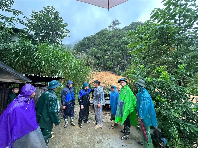 Tuy&ecirc;n Quang: Lũ qu&eacute;t bất ngờ, 4 người trong gia đ&igrave;nh tại x&atilde; Lũng C&uacute; mất t&iacute;ch- Ảnh 1.