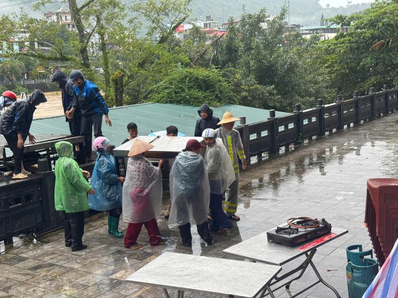 Tuy&ecirc;n Quang triển khai c&aacute;c biện ph&aacute;p ứng ph&oacute; với c&aacute;c hồ thủy điện xả lũ- Ảnh 6.