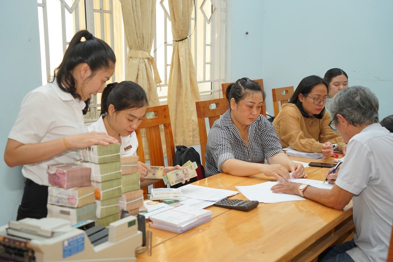 L&acirc;m Đồng: Chi trả 64 tỷ đồng tiền đền b&ugrave; tại dự &aacute;n Khu c&ocirc;ng nghiệp Sơn Mỹ 1- Ảnh 1.