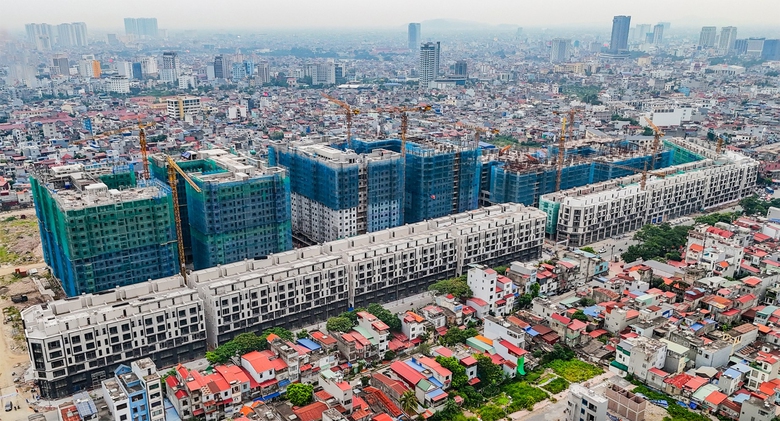 Hạ nhiệt gi&aacute; bất động sản, c&aacute;ch n&agrave;o?- Ảnh 2.