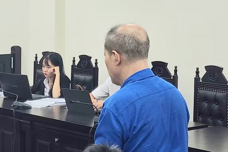 Đầu độc vợ bằng thuốc s&acirc;u để sống với nh&acirc;n t&igrave;nh, người đ&agrave;n &ocirc;ng 65 tuổi nhận 10 năm t&ugrave;- Ảnh 1.