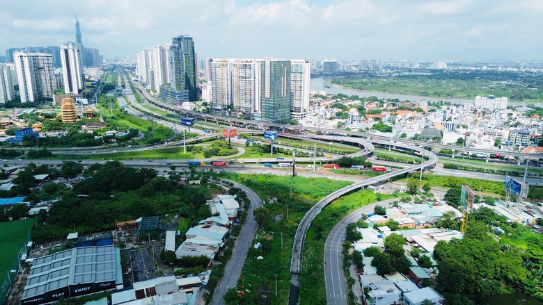TP.HCM đề xuất th&ecirc;m hai tuyến v&agrave;nh đai d&agrave;i gần 680km- Ảnh 1.