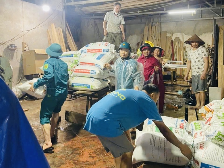 C&aacute;c x&atilde; v&ugrave;ng ven H&agrave; Nội căng m&igrave;nh ứng ph&oacute; hậu quả mưa b&atilde;o- Ảnh 4.