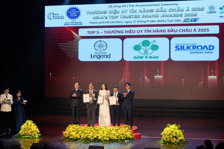 SILKROAD H&agrave; Nội vinh dự lọt v&agrave;o Top 5 &ldquo;Thương hiệu uy t&iacute;n h&agrave;ng đầu ch&acirc;u &Aacute; 2025&rdquo;- Ảnh 2.
