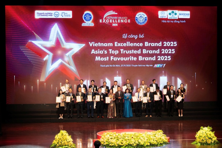 SILKROAD H&agrave; Nội vinh dự lọt v&agrave;o Top 5 &ldquo;Thương hiệu uy t&iacute;n h&agrave;ng đầu ch&acirc;u &Aacute; 2025&rdquo;- Ảnh 3.