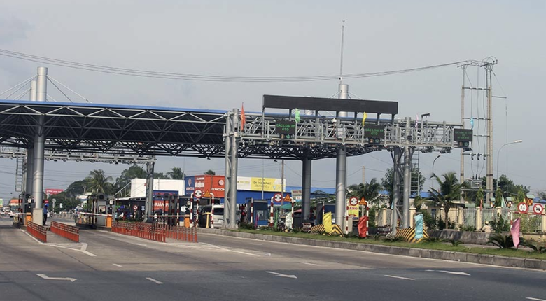 Nhiều c&ocirc;ng chức mất &iacute;t nhất 70.000 đồng ph&iacute; BOT mỗi ng&agrave;y, Cần Thơ đề nghị hỗ trợ- Ảnh 1.