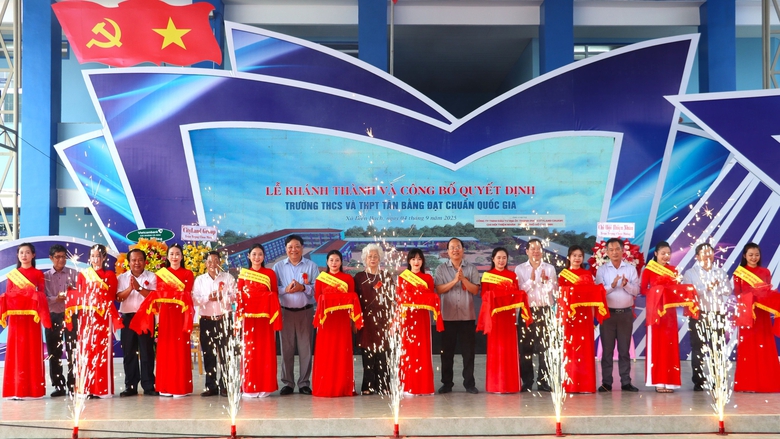 Kh&aacute;nh th&agrave;nh Trường THCS - THPT T&acirc;n Bằng ở C&agrave; Mau- Ảnh 1.