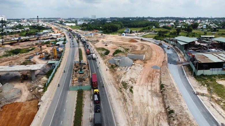 Dự &aacute;n V&agrave;nh đai 3 TP.HCM: Đẩy nhanh tiến độ, gỡ vướng mắc mặt bằng v&agrave; vật liệu- Ảnh 2.