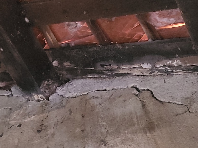 Từ chối nhiều lần hỗ trợ, cựu TNXP 81 tuổi c&oacute; nguy cơ mất nh&agrave; sau b&atilde;o số 5- Ảnh 4.