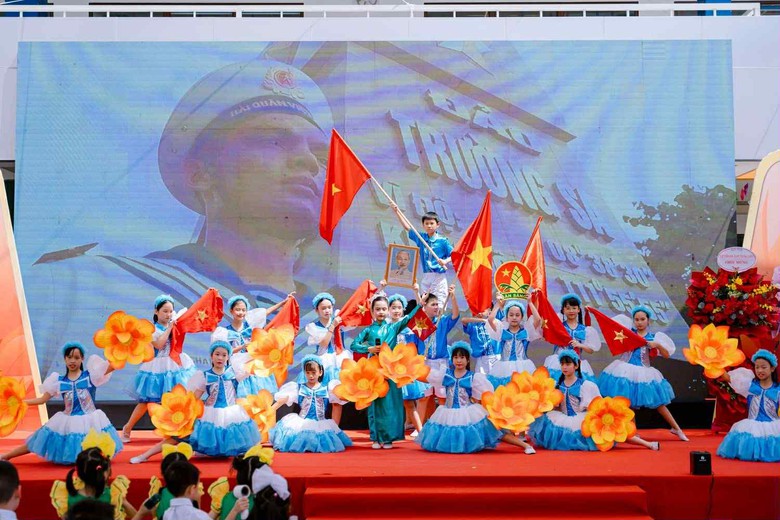 Kỷ niệm 80 năm truyền thống ng&agrave;nh Gi&aacute;o dục v&agrave; khai giảng năm học 2025&ndash;2026- Ảnh 18.