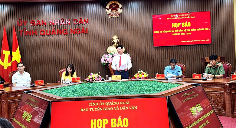 450 đại biểu đại diện gần 93.000 đảng viên sẽ dự Đại hội Đảng bộ tỉnh Quảng Ngãi- Ảnh 1. 450 đại biểu đại diện gần 93.000 đảng viên sẽ dự Đại hội Đảng bộ tỉnh Quảng Ngãi- Ảnh 1.