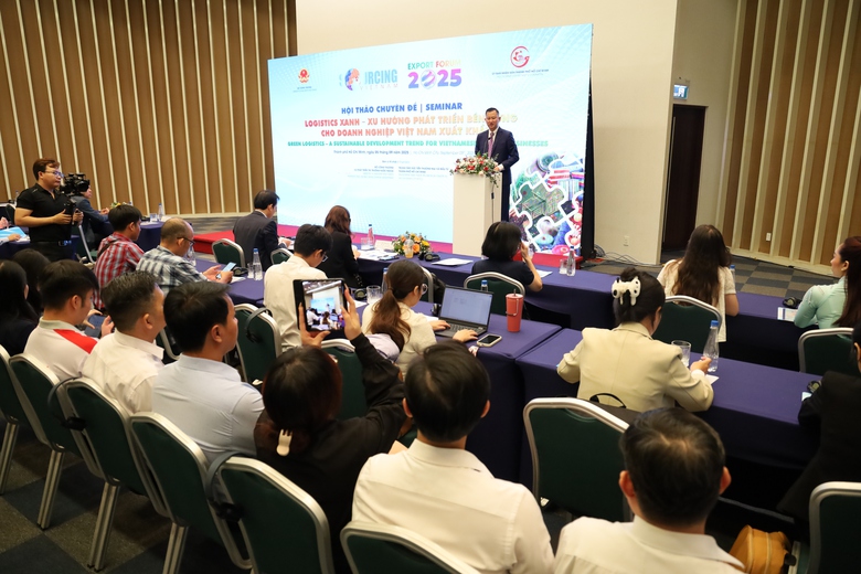 V&igrave; sao doanh nghiệp Việt phải gấp r&uacute;t chuyển đổi sang logistics xanh?- Ảnh 1.