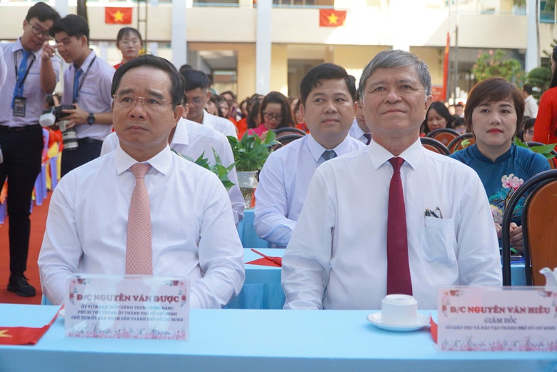 TP.HCM: Nhiều trường học đ&oacute;n Hu&acirc;n chương Lao động trong lễ khai giảng năm học mới- Ảnh 2.
