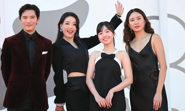 Thư Kỳ giới thiệu bộ phim kể về ch&iacute;nh m&igrave;nh tại LHP Venice- Ảnh 2.